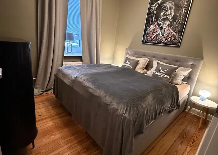 Deluxewohnung Mit Vollaustattung * Kiel